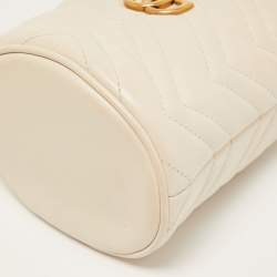 Pre Owned Gucci Off White Matelassé Leather Mini GG Marmont Bucket Bag