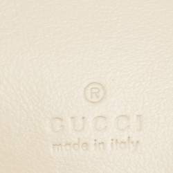 Pre Owned Gucci Off White Matelassé Leather Mini GG Marmont Bucket Bag