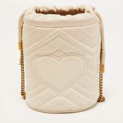 Pre Owned Gucci Off White Matelassé Leather Mini GG Marmont Bucket Bag