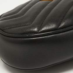 Pre Owned Gucci Black Matelassé Leather GG Marmont Belt Bag