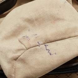 Pre Owned Gucci Black/Beige Diamond Canvas and Leather Medium Sukey Tote