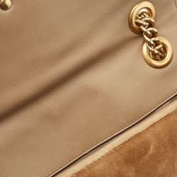 مملوكة مسبقًا حقيبة كتف غوتشي جي جي مارمونت قطيفة مبطنة خضراء صغيرة