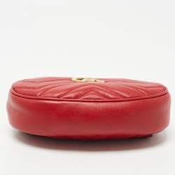 Pre Owned Gucci Red Matelassé Leather GG Marmont Belt Bag