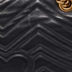 Pre Owned Gucci Black Matelassé Leather Medium GG Marmont Shoulder Bag