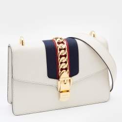 Pre Owned Gucci Off White Leather Small Web Sylvie Shoulder Bag