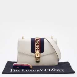Pre Owned Gucci Off White Leather Small Web Sylvie Shoulder Bag