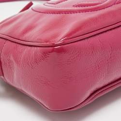 Pre Owned Gucci Magenta Patent Leather Small Soho Disco Crossbody Bag