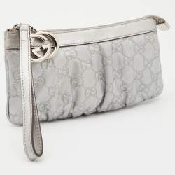 Gucci Silver Guccissima Leather Interlocking G Wristlet Clutch