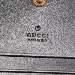 Pre Owned Gucci Blakc Matelasse Leather GG Marmont Card Case