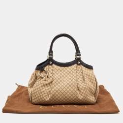 Pre Owned Gucci Beige/Black GG Canvas and Leather Medium Sukey Tote