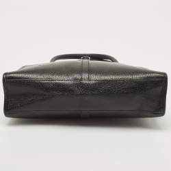 مملوكة مسبقًا Gucci Black Leather Piston Day Bag