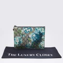 Pre Owned Gucci Blue/Beige GG Supreme Canvas Blooms Zip Pouch