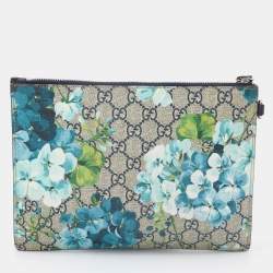 Pre Owned Gucci Blue/Beige GG Supreme Canvas Blooms Zip Pouch