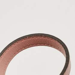 مملوكة مسبقًا حقيبة كرو�س غوتشي قلاب جلد مايكروغوتشيسيما رصاصي 