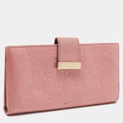 Pre Owned Gucci Pink Guccissima Leather Metal Flap Continental Wallet