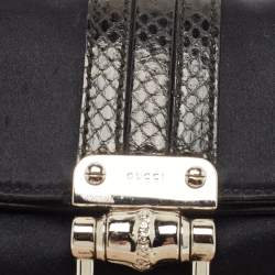 مملوكة مسبقًا Gucci Black Satin Bamboo Croisette Clutch