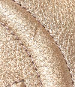 Pre Owned Gucci Gold Leather Soho Camera Bag