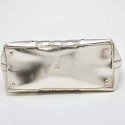 مملوكة مسبقًا حقيبة يد توتس غوتشي بانش جلد غوتشيسيما أبيض