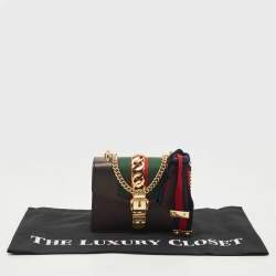 Pre Owned Gucci Black Leather Mini Web Chain Sylvie Crossbody Bag