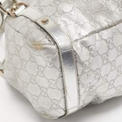 مملوكة مسبقًا Gucci Silver Guccissima Leather Medium Abbey Hobo