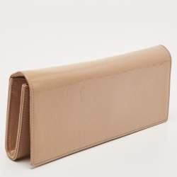 مملوكة مسبقًا Gucci Nude Micro Guccissima Patent Leather Broadway Clutch