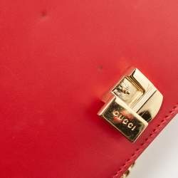 مملوكة مسبقًا Gucci Red Leather Mini Web Chain Sylvie Crossbody Bag