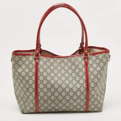 مملوكة مسبقًا Gucci Red/Blue GG Supreme Canvas and Patent Leather Medium Heart Tattoo Joy Tote