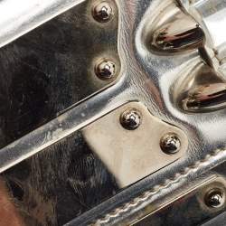 Pre Owned Gucci Silver Laminated Leather Mirror Clutch