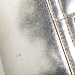 Pre Owned Gucci Silver Laminated Leather Mirror Clutch