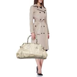 Pre Owned Gucci Cream/White Leather Pop Bamboo Tote