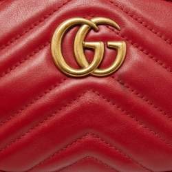 Pre Owned Gucci Red Matelassé Leather GG Marmont Belt Bag