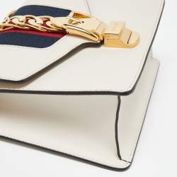 Pre Owned Gucci Off White Leather Mini Web Chain Sylvie Crossbody Bag