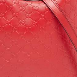 مملوكة مسبقًا Gucci Red Guccissima Leather Linea A Hobo