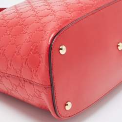 مملوكة مسبقًا Gucci Red Guccissima Leather Linea A Hobo