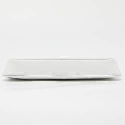 Pre Owned Gucci White Microguccissima Leather Zip Baguette Bag