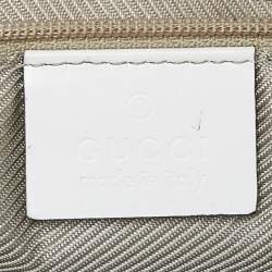Pre Owned Gucci White Microguccissima Leather Zip Baguette Bag