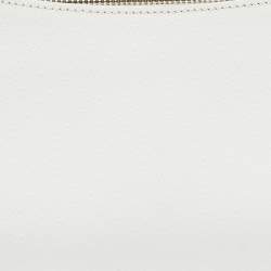 Pre Owned Gucci White Microguccissima Leather Zip Baguette Bag