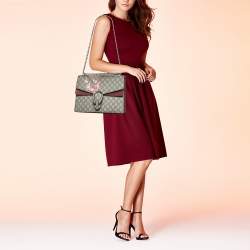 مملوكة مسبقًا حقيبة كتف غوتشي ديونسيوس سويدي وكانفاس سوبريم جي جي أحمر داكن/ بيج مزين بزهور متوسطة 