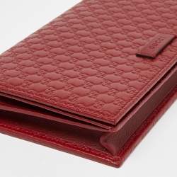 Pre Owned Gucci Red Microguccissima Leather Flap Crossbody Bag