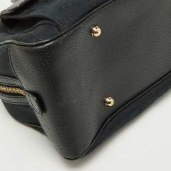 مملوكة مسبقًا Gucci Black GG Canvas and Leather Heart Lock Satchel