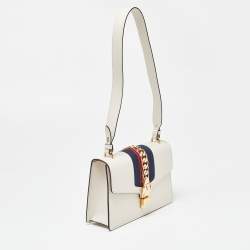 Pre Owned Gucci Off White Leather Small Web Sylvie Shoulder Bag