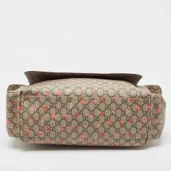 Pre Owned Gucci Beige GG Supreme Strawberry Canvas Diaper Bag