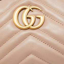 Pre Owned Gucci Beige Matelassé Leather GG Marmont Belt Bag