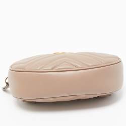 Pre Owned Gucci Beige Matelassé Leather GG Marmont Belt Bag