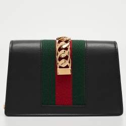 Pre Owned Gucci Black Leather Super Mini Sylvie Chain Shoulder Bag