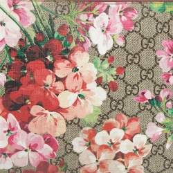 Pre Owned Gucci Old Rose GG Supreme Blooms Canvas and Suede Zip Pouch