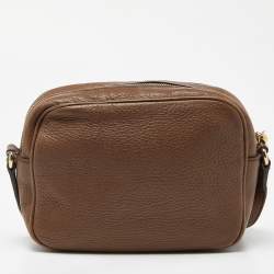 مملوكة مسبقًا حقيبة كروس غوتشي سوهو ديسكو جلد رصاصي ميتاليك صغيرة