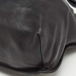 Pre Owned Gucci Black Leather Drawstring Hobo