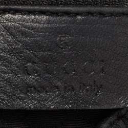 Pre Owned Gucci Black Leather Drawstring Hobo