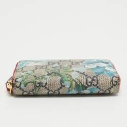 Gucci Blue/Beige GG Supreme Canvas Blooms Zip Card Case